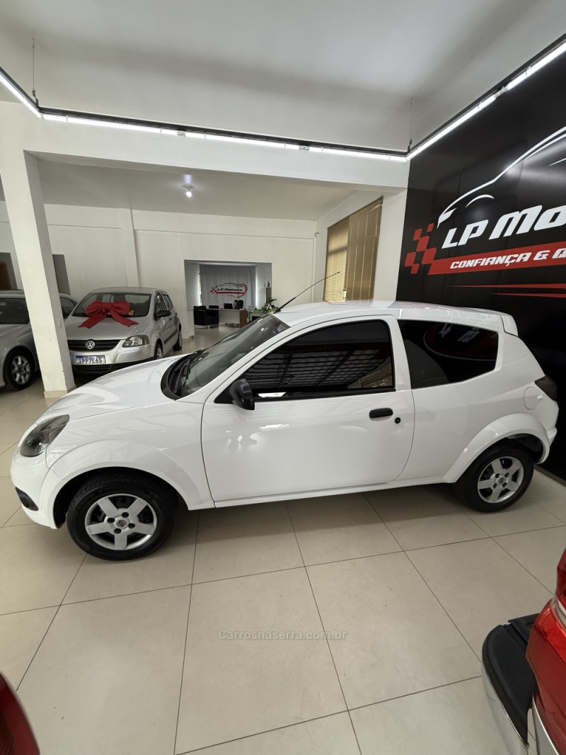 KA 1.0 I 8V GASOLINA 2P MANUAL - 2013 - FARROUPILHA