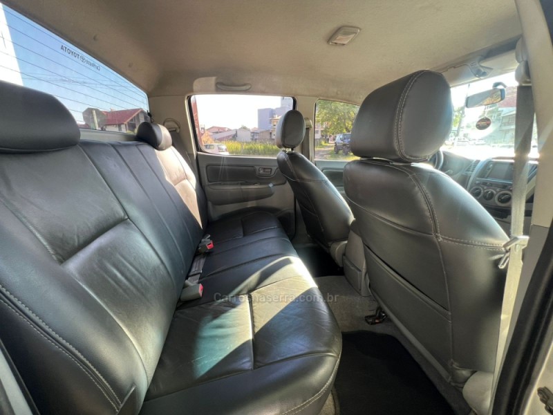 HILUX 3.0 SRV 4X4 CD 16V TURBO DIESEL 4P MANUAL - 2006 - MONTENEGRO