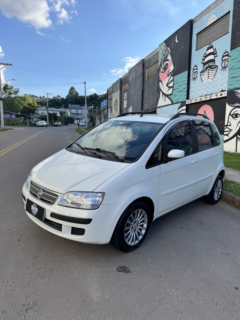 IDEA 1.4 MPI ATTRACTIVE 8V FLEX 4P MANUAL - 2009 - CAXIAS DO SUL