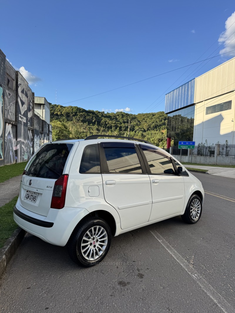 IDEA 1.4 MPI ATTRACTIVE 8V FLEX 4P MANUAL - 2009 - CAXIAS DO SUL