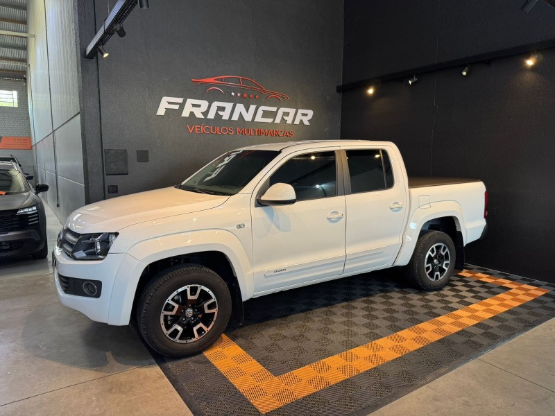 amarok 2.0 trendline 4x4 cd 16v turbo intercooler diesel 4p automatico 2013 antonio prado