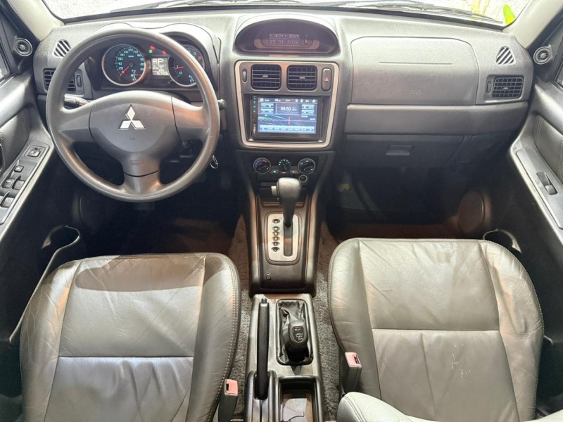 PAJERO TR4 2.0 4X4 16V 140CV FLEX 4P AUTOMÁTICO - 2010 - FARROUPILHA