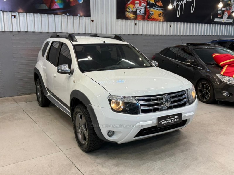 DUSTER 2.0 TECH ROAD II 4X2 16V FLEX 4P AUTOMÁTICO - 2014 - CAXIAS DO SUL