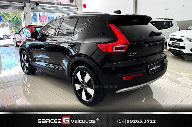 XC 40 2.0 T4 GASOLINA MOMENTUM 190CV FWD  - 2020 - BENTO GONçALVES