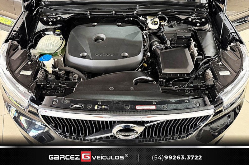 XC 40 2.0 T4 GASOLINA MOMENTUM 190CV FWD  - 2020 - BENTO GONçALVES