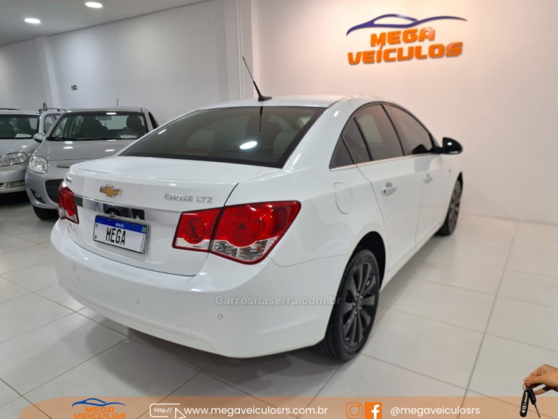 CRUZE 1.8 LTZ 16V FLEX 4P AUTOMÁTICO - 2014 - BENTO GONçALVES