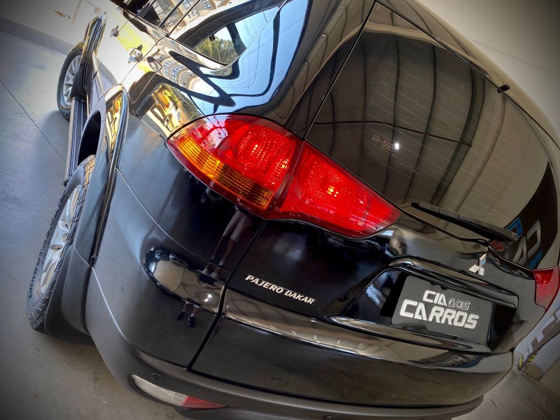 PAJERO DAKAR 3.2 4X4 16V 7 LUGARES TURBO INTERCOOLER DIESEL 4P AUTOMÁTICO - 2010 - LAJEADO