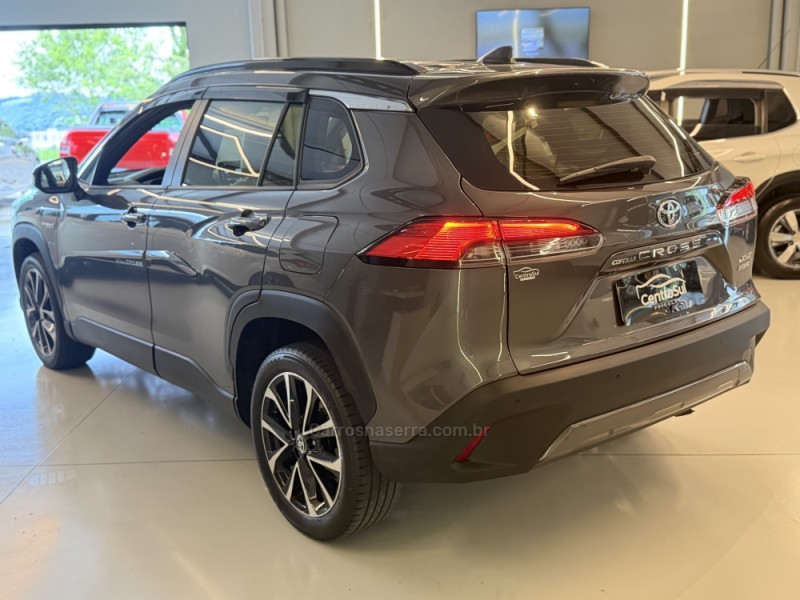 COROLLA 1.8 CROSS XRX 16V HÍBRIDO 4P AUTOMÁTICO - 2023 - CARLOS BARBOSA