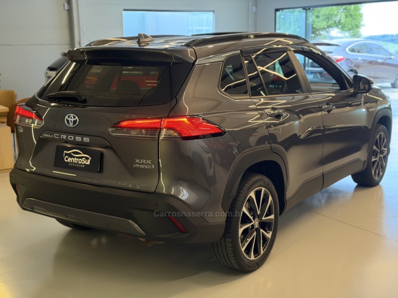 COROLLA 1.8 CROSS XRX 16V HÍBRIDO 4P AUTOMÁTICO - 2023 - CARLOS BARBOSA