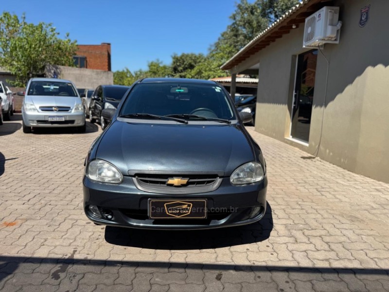 CLASSIC 1.0 MPFI 8V GASOLINA 4P MANUAL - 2009 - MONTENEGRO