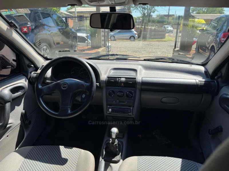 CLASSIC 1.0 MPFI 8V GASOLINA 4P MANUAL - 2009 - MONTENEGRO