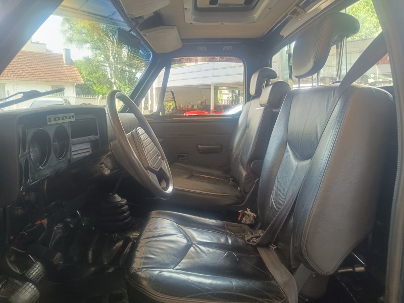 D20 4.0 CUSTOM S CS 8V DIESEL 2P MANUAL - 1992 - CAXIAS DO SUL