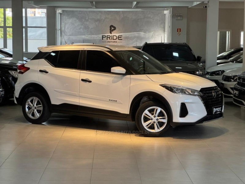 kicks 1.6 active 16v flex 4p automatico 2022 caxias do sul