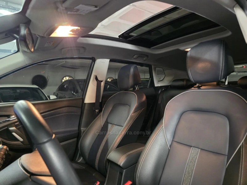 TRACKER 1.2 12V PREMIER TURBO FLEX 4P AUTOMÁTICO - 2025 - PORTO ALEGRE