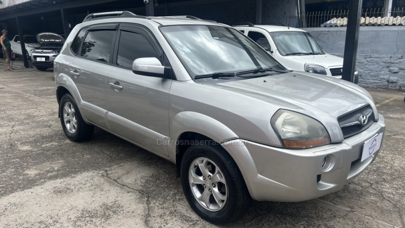 TUCSON 2.0 MPFI GL 16V 142CV 2WD GASOLINA 4P MANUAL - 2009 - GRAVATAí