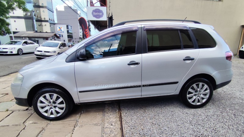SPACEFOX 1.6 MI 8V FLEX 4P MANUAL - 2009 - CAXIAS DO SUL