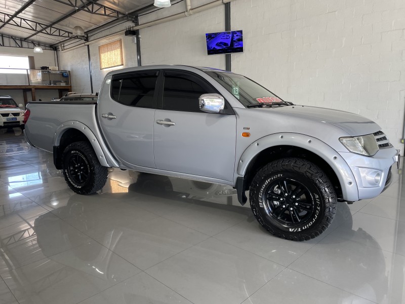 L200 TRITON 3.2 HPE 4X4 CD 16V TURBO INTERCOOLER DIESEL 4P MANUAL - 2013 - CAXIAS DO SUL