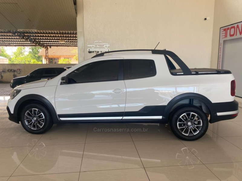 SAVEIRO 1.6 CROSS CD 16V FLEX 2P MANUAL - 2018 - LAJEADO