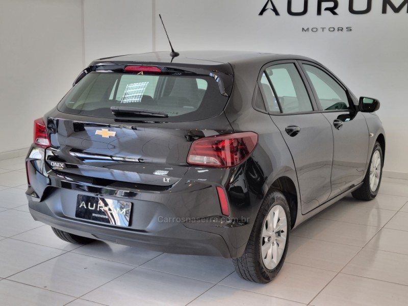 ONIX 1.0 LT 12V FLEX 4P MANUAL - 2023 - CAXIAS DO SUL