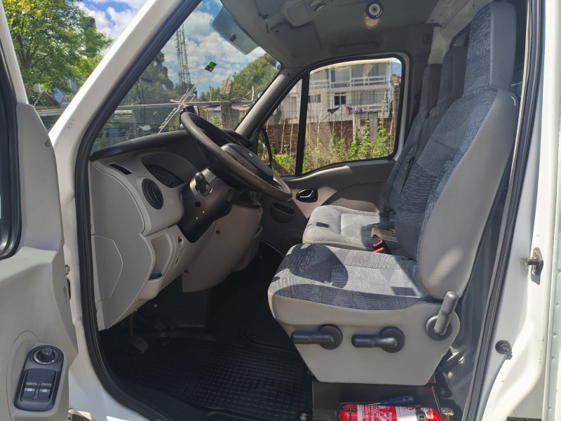 MASTER 2.5 DCI FURGÃO MÉDIO/LONGO TA DIESEL - 2013 - CAXIAS DO SUL