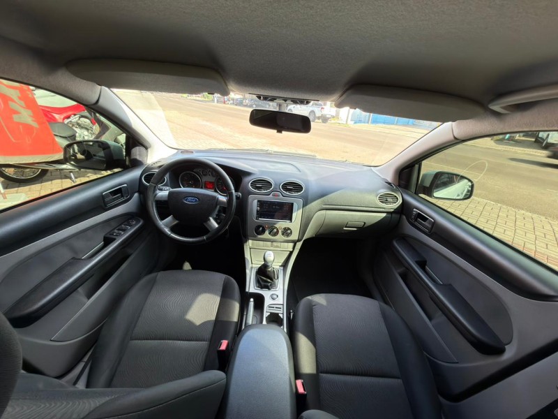 FOCUS 1.6 GLX 8V FLEX 4P MANUAL - 2012 - LAGOA VERMELHA