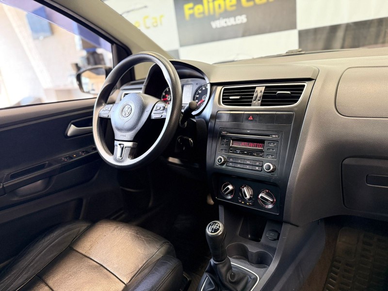 FOX 1.0 ITREND 8V FLEX 4P MANUAL - 2013 - CAXIAS DO SUL