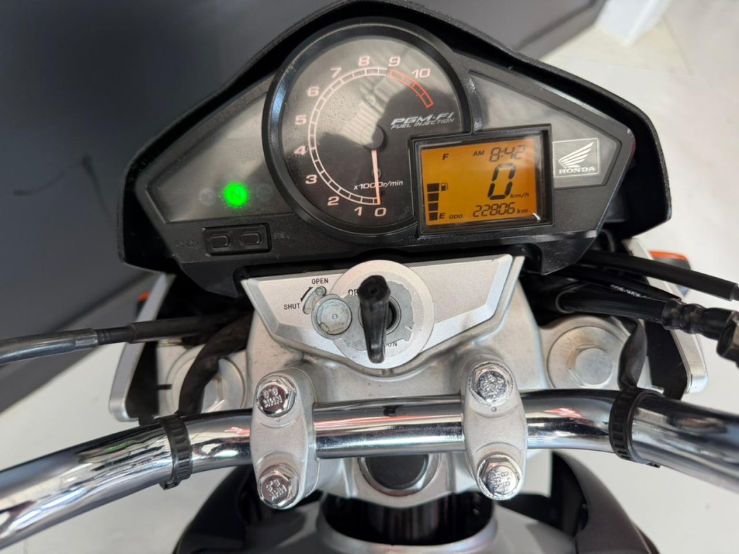 CB 300R  - 2010 - CARLOS BARBOSA