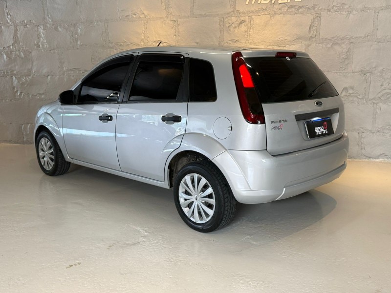 FIESTA 1.0 MPI 8V GASOLINA 4P MANUAL - 2011 - CAXIAS DO SUL