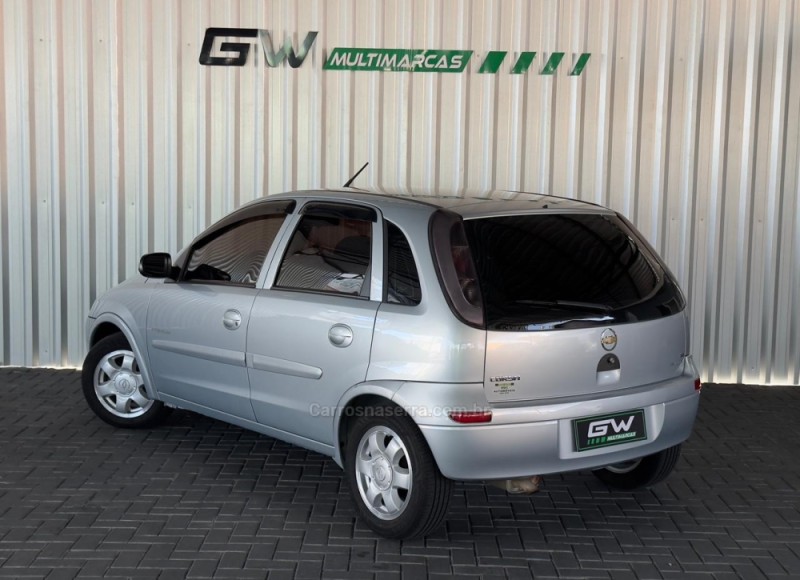 CORSA 1.4 MPFI PREMIUM 8V FLEX 4P MANUAL - 2010 - CAXIAS DO SUL
