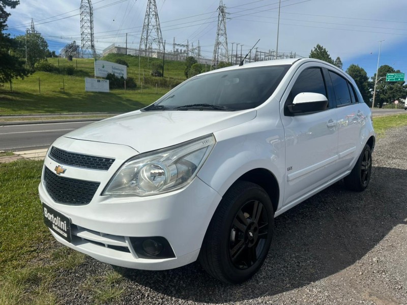 AGILE 1.4 MPFI LTZ 8V FLEX 4P MANUAL - 2011 - FARROUPILHA
