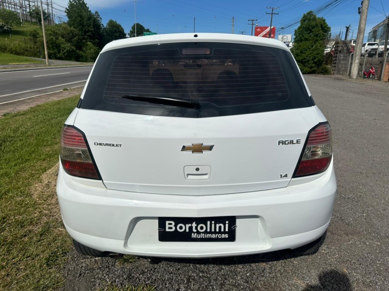 AGILE 1.4 MPFI LTZ 8V FLEX 4P MANUAL - 2011 - FARROUPILHA