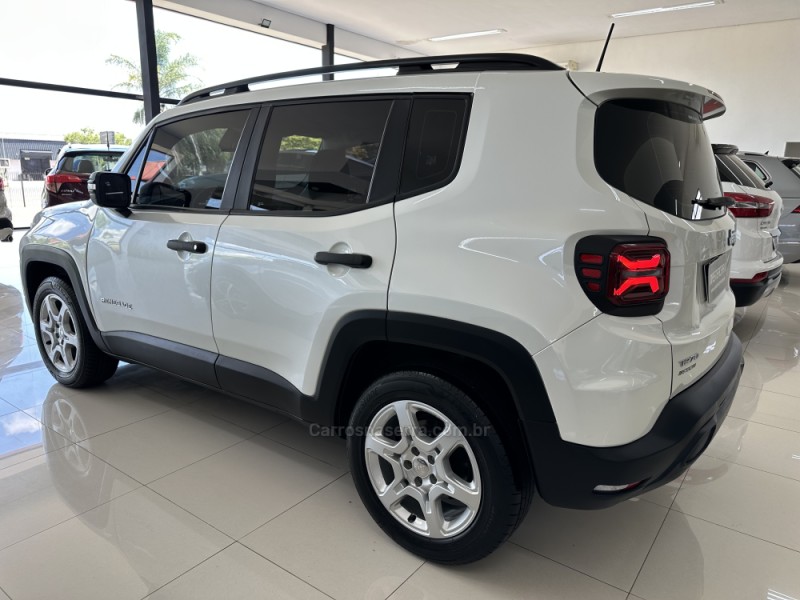 RENEGADE 1.3 SPORT T270 16V TURBO FLEX 4P AUTOMÁTICO - 2022 - CHARQUEADAS