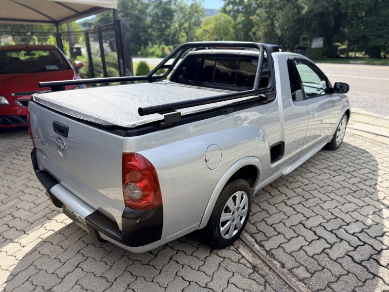 MONTANA 1.8 SPORT CS 8V FLEX 2P MANUAL - 2004 - NOVA PETRóPOLIS