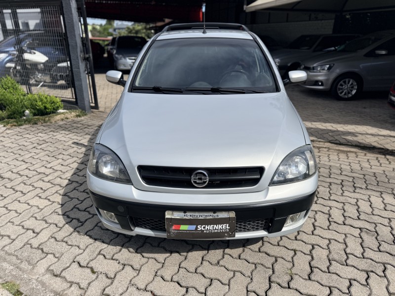 MONTANA 1.8 SPORT CS 8V FLEX 2P MANUAL - 2004 - NOVA PETRóPOLIS