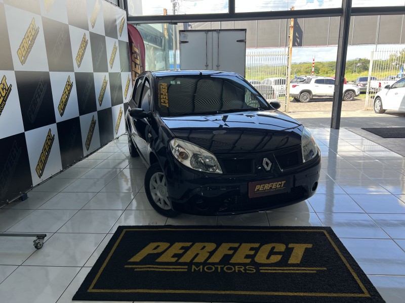 SANDERO 1.0 EXPRESSION 16V FLEX 4P MANUAL - 2009 - PORTãO