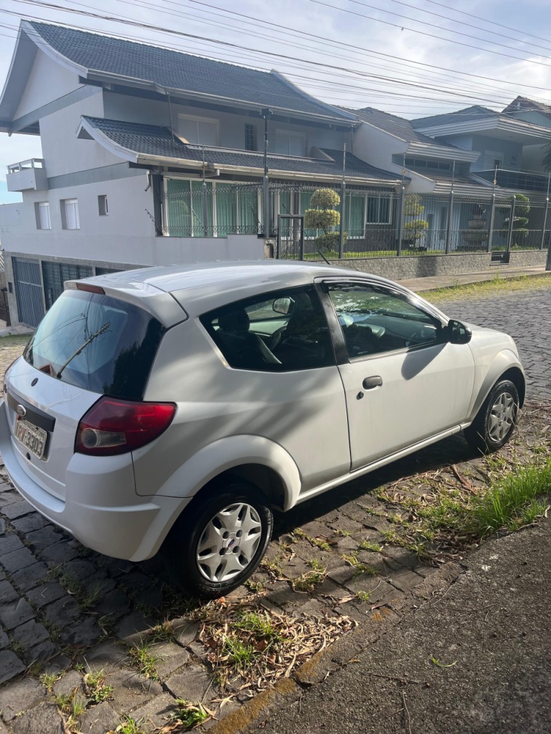 KA  - 2011 - CAXIAS DO SUL