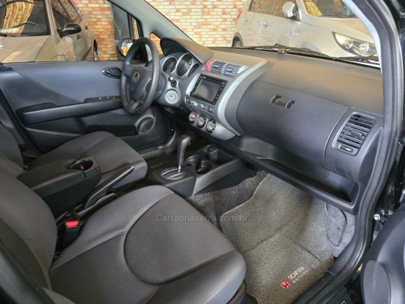 FIT 1.4 LX 16V FLEX 4P AUTOMÁTICO - 2005 - FARROUPILHA