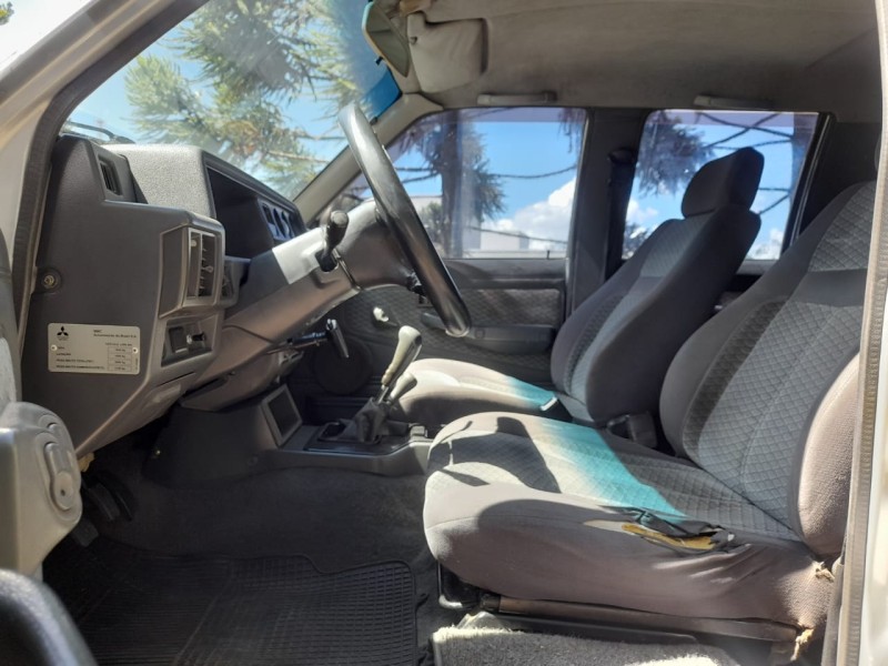 L200 2.5 GLS 4X4 CD 8V TURBO DIESEL 4P MANUAL - 2002 - FARROUPILHA