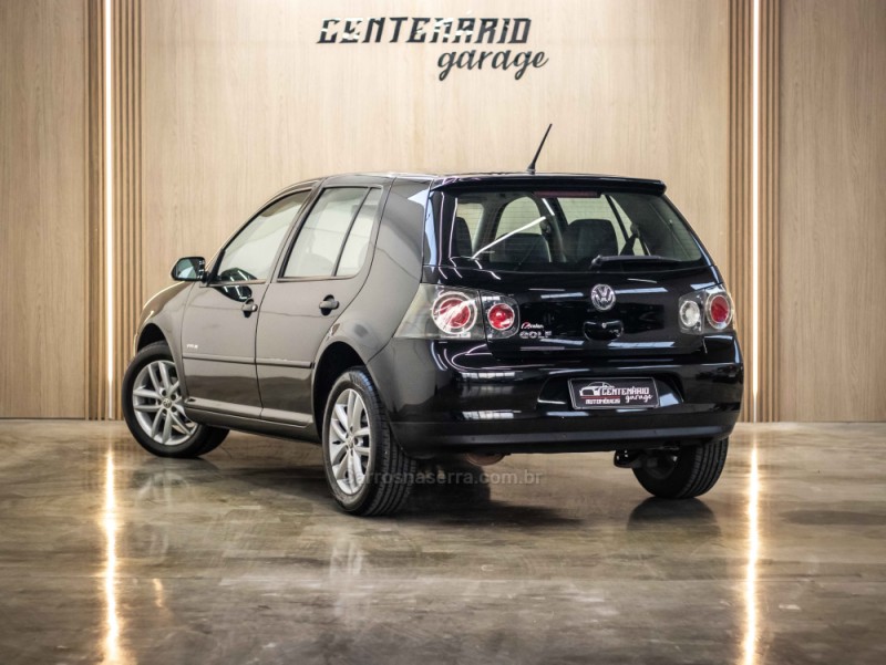 GOLF 1.6 MI SPORTLINE 8V FLEX 4P MANUAL - 2011 - CAXIAS DO SUL