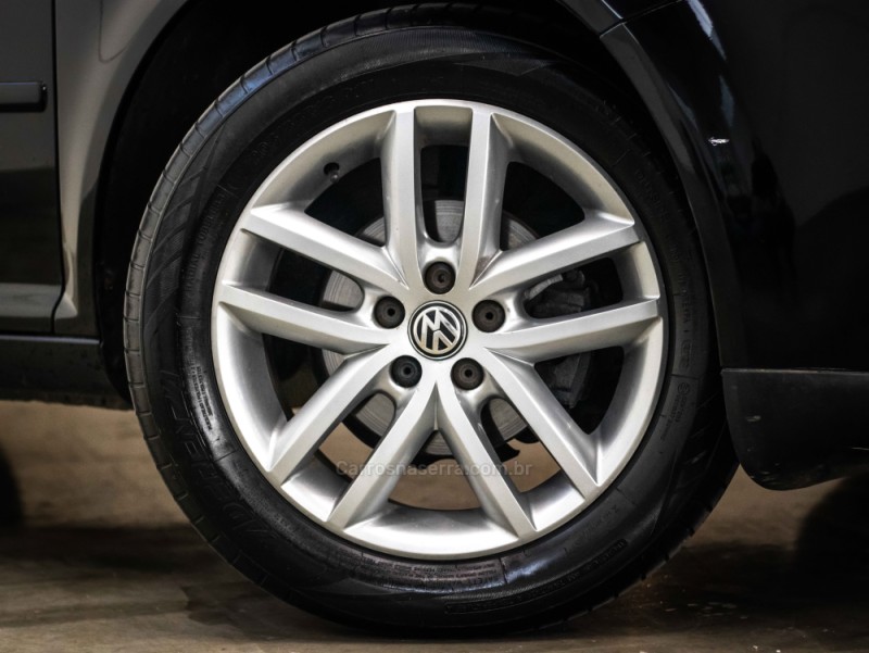 GOLF 1.6 MI SPORTLINE 8V FLEX 4P MANUAL - 2011 - CAXIAS DO SUL