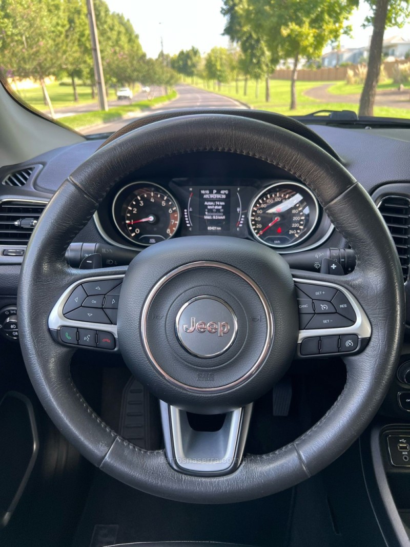 COMPASS 2.0 16V FLEX LONGITUDE AUTOMÁTICO - 2018 - CARLOS BARBOSA