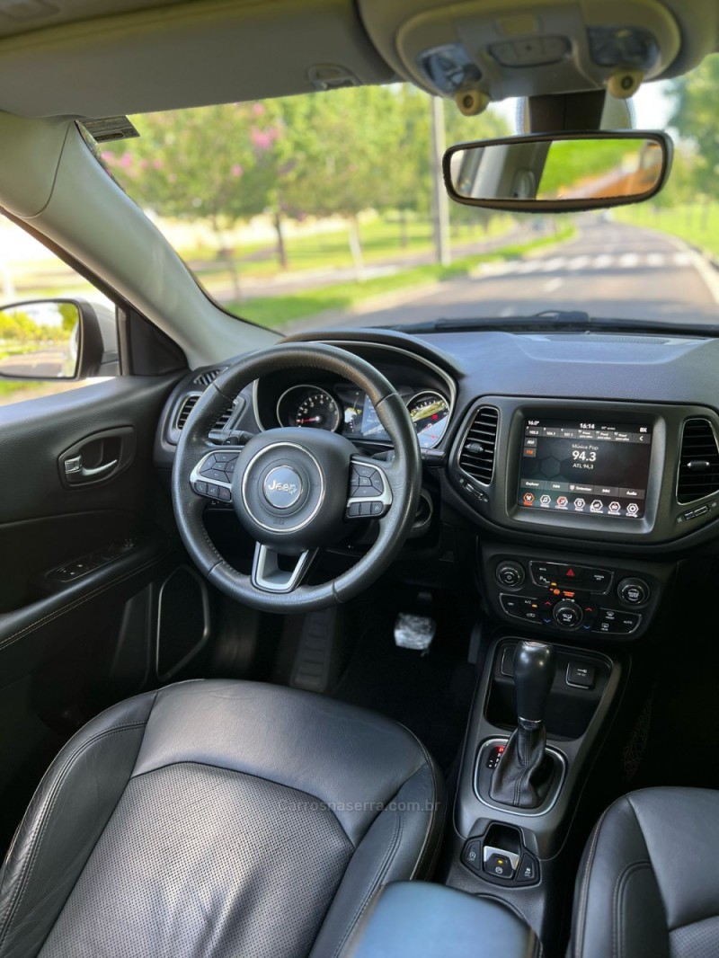 COMPASS 2.0 16V FLEX LONGITUDE AUTOMÁTICO - 2018 - CARLOS BARBOSA