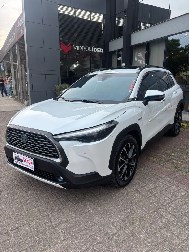 TOYOTA - COROLLA 2.0 CROSS XRX 16V FLEX 4P AUTOMÁTICO - 2021/2022 - Branca - R$ 148.900,00