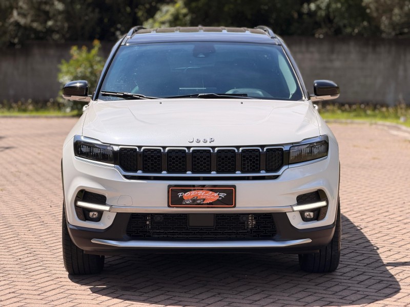 COMMANDER  - 2025 - CANELA