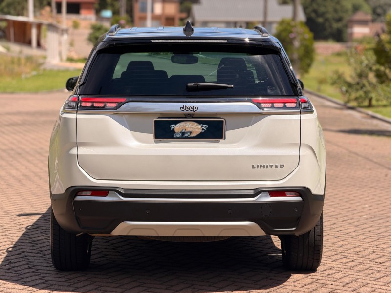 COMMANDER  - 2025 - CANELA