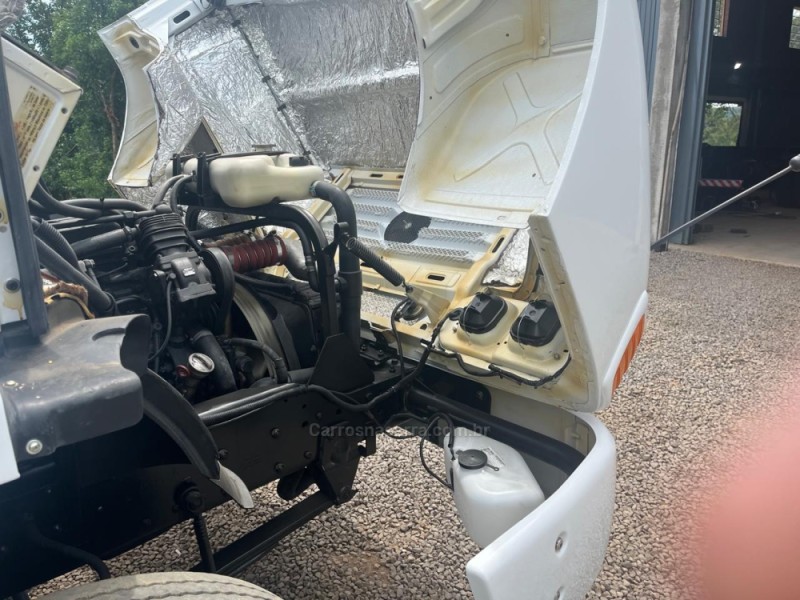 L-1620 3 EIXOS - 1999 - GARIBALDI