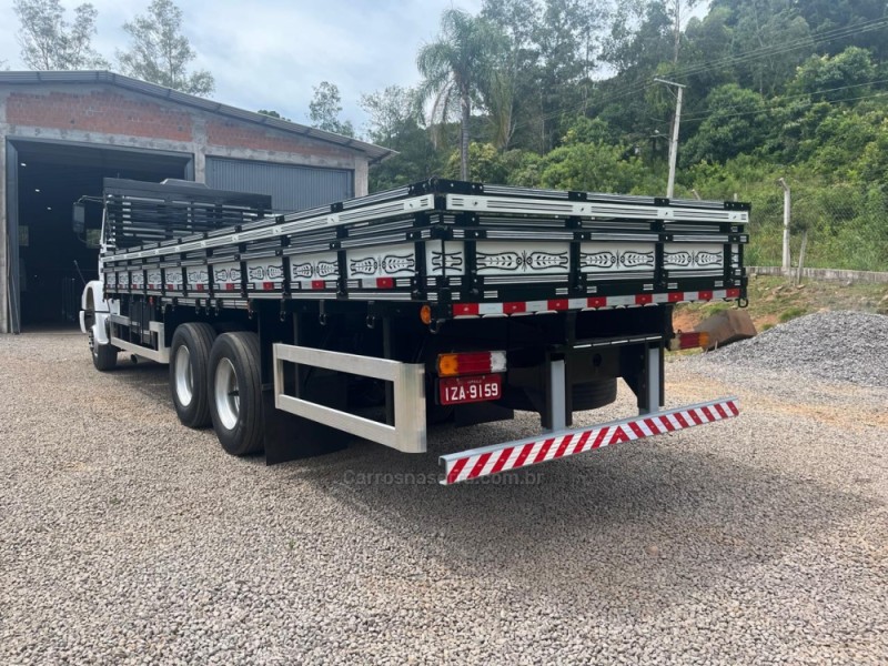 L-1620 3 EIXOS - 1999 - GARIBALDI