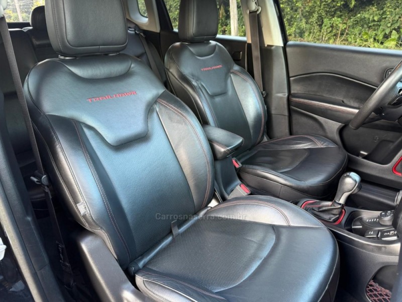 COMPASS 2.0 16V DIESEL TRAILHAWK 4X4 AUTOMÁTICO - 2019 - IVOTI