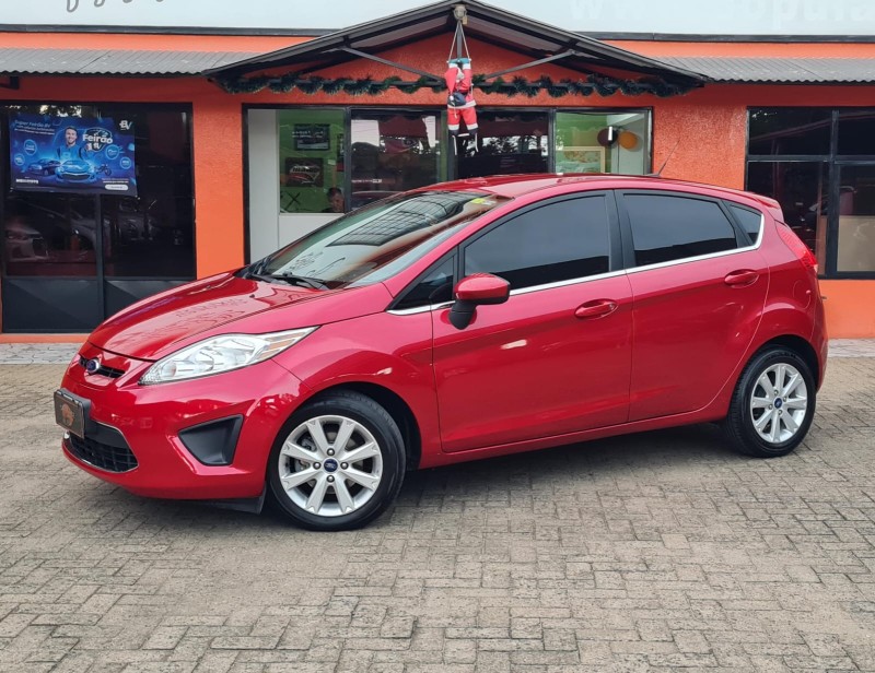 FIESTA 1.0 SE 8V FLEX 4P MANUAL - 2012 - CANELA