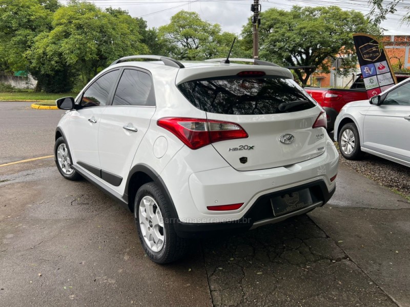 HB20 1.6 PREMIUM 16V FLEX 4P AUTOMÁTICO - 2015 - MONTENEGRO